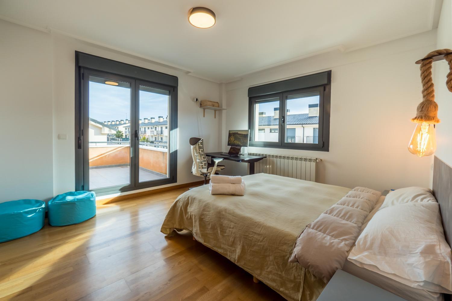 Casa Nea, Tu Hogar En La Rioja Villa Nalda Luaran gambar